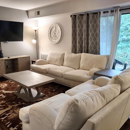 Charming Condo In Central Ρόλι Εξωτερικό φωτογραφία